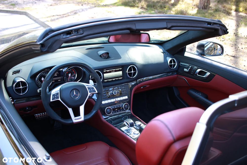 Mercedes-Benz SL 63 AMG - 11