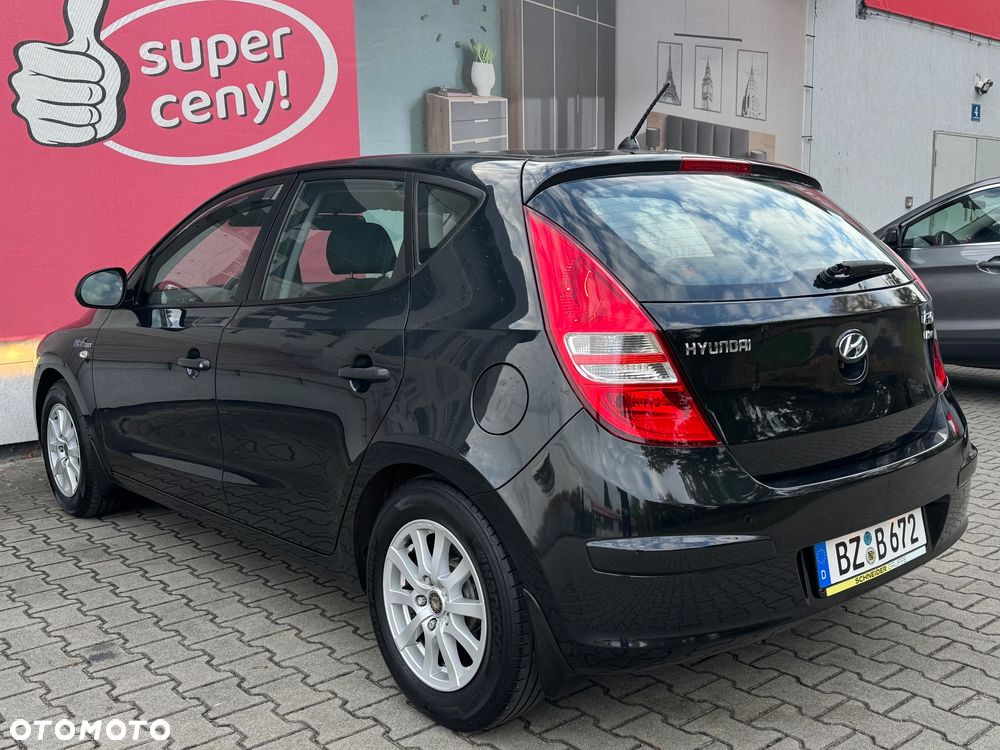 Hyundai I30 2011 photo 2