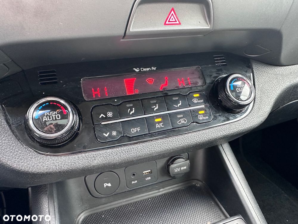 Kia Sportage 1.7 CRDI 2WD Spirit - 16