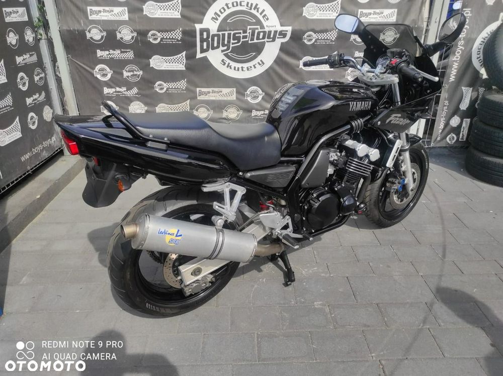 Yamaha FZS - 3