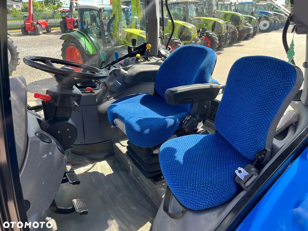 New Holland TS 110A - 16