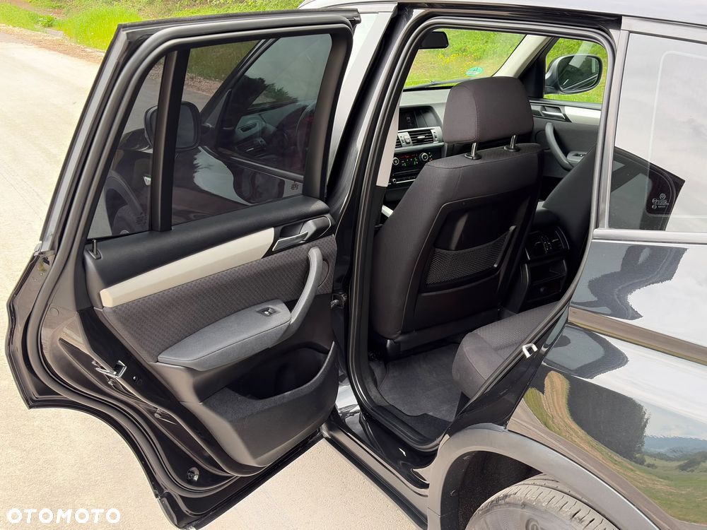 BMW X3 xDrive20d - 18