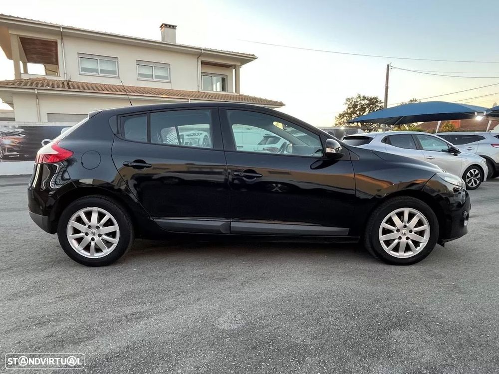 Renault Mégane 1.5 dCi Comfort SS - 4