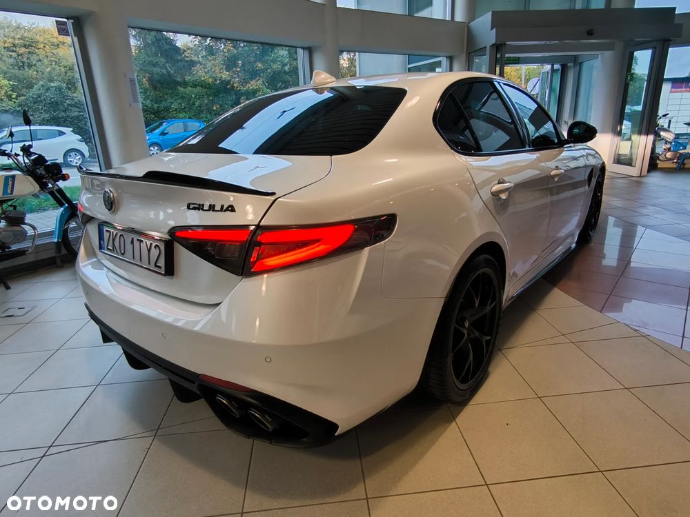 Alfa Romeo Giulia 2.9 Bi Turbo V6 Quadrifoglio - 40