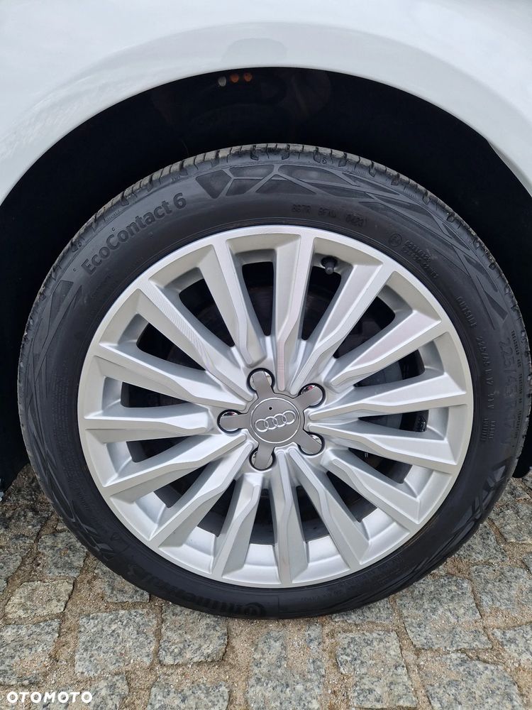 Audi A3 Sportback 1.4 TFSI e-tron S tronic - 13