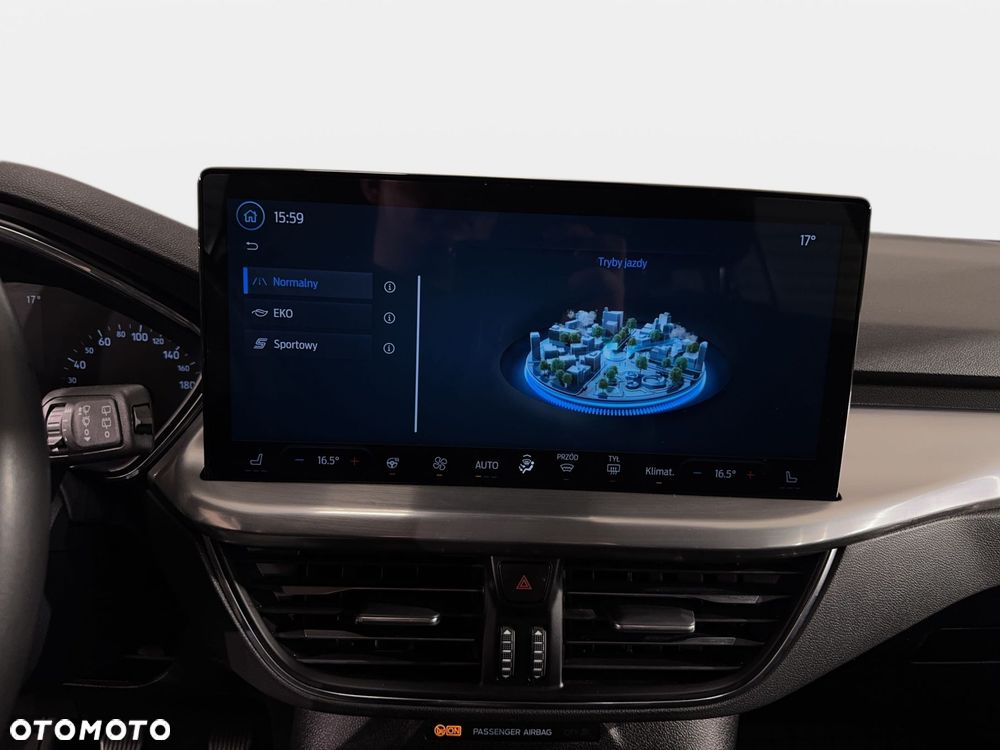 Ford Focus - 25