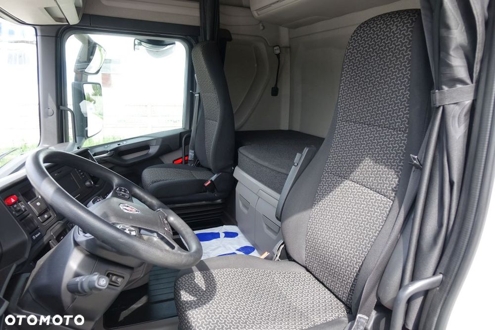 Scania R500 / EURO 6 / STANDARD / AUTOMAT / RETARDER / KLIMATYZACJA POSTOJOWA / LODÓWKA  /  2 ZBIORNIKI - 25
