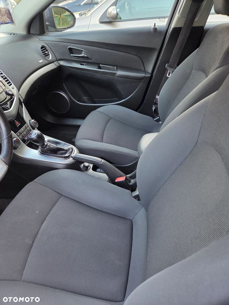 Chevrolet Cruze 1.6 LT - 5