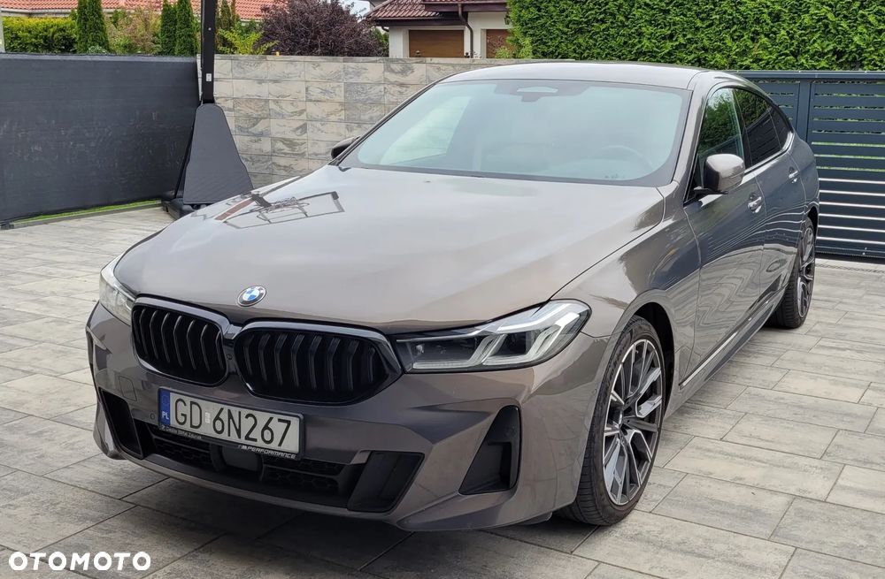 BMW 6GT - 1