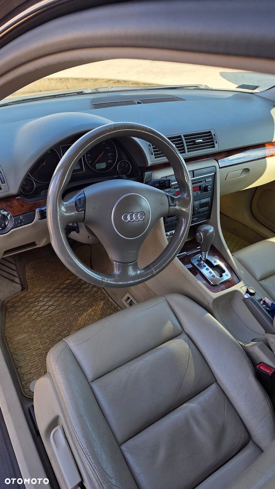 Audi A4 Avant 1.9 TDI multitronic - 13