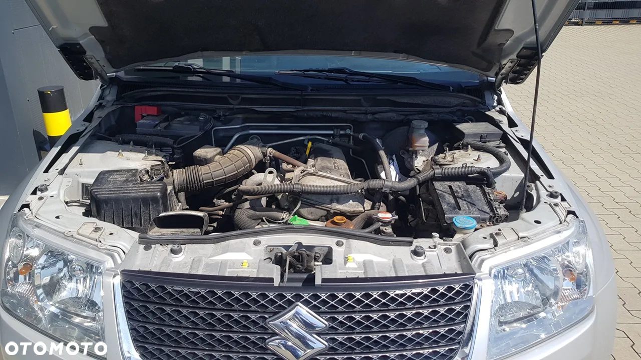 Suzuki Grand Vitara - 23