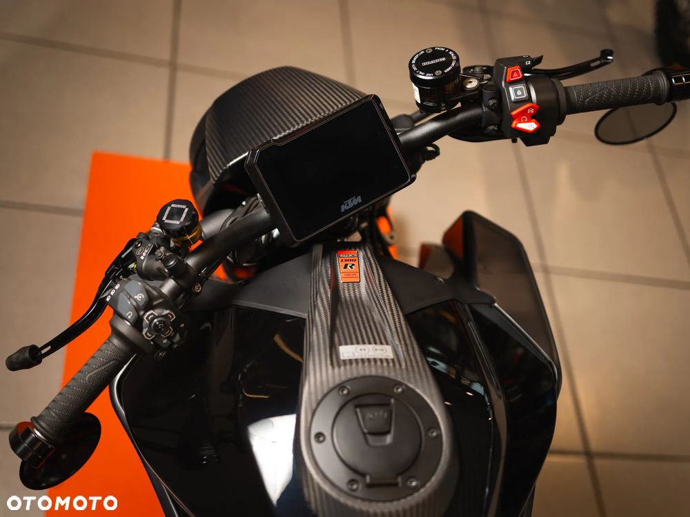KTM Super Duke - 13