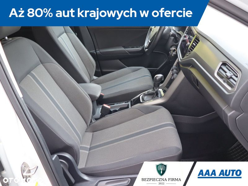 Volkswagen T-Roc - 10