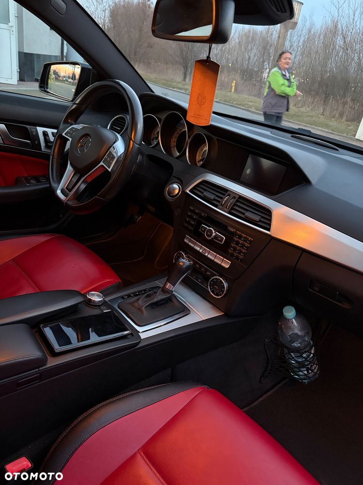 Mercedes-Benz Klasa C 250 (BlueEFFICIENCY) 7G-TRONIC - 8