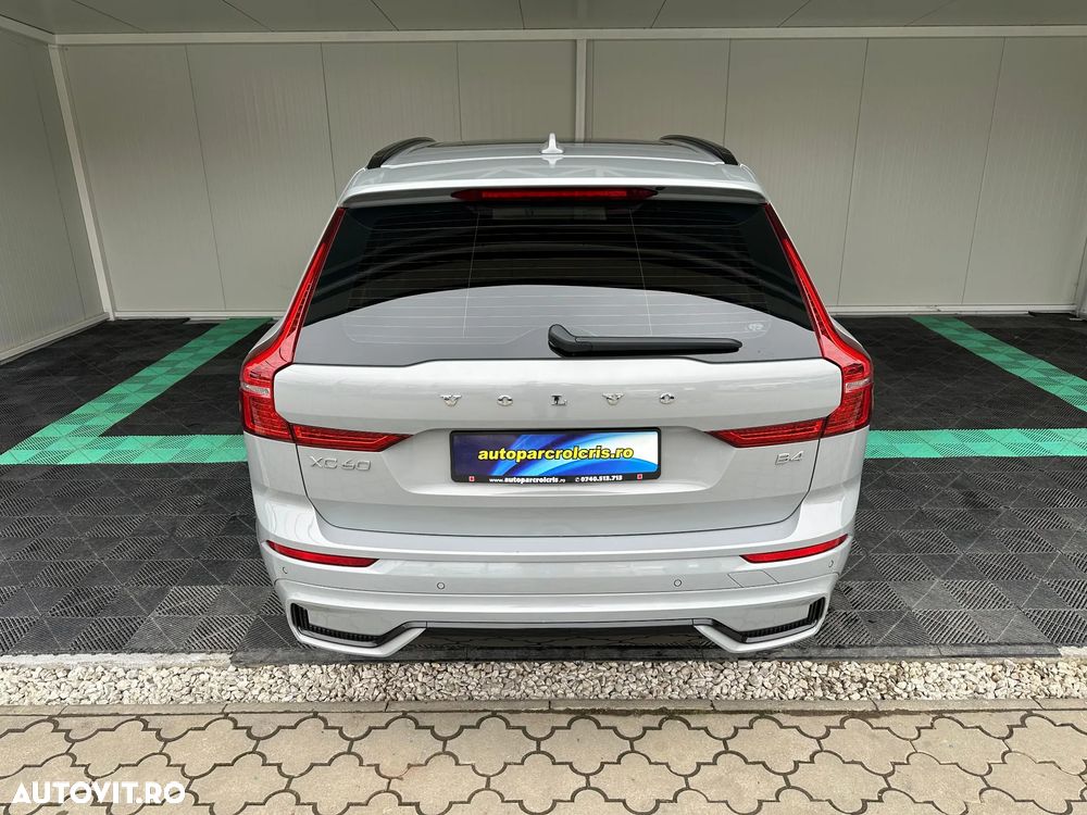 Volvo XC 60 B4 D Ultimate Dark - 6