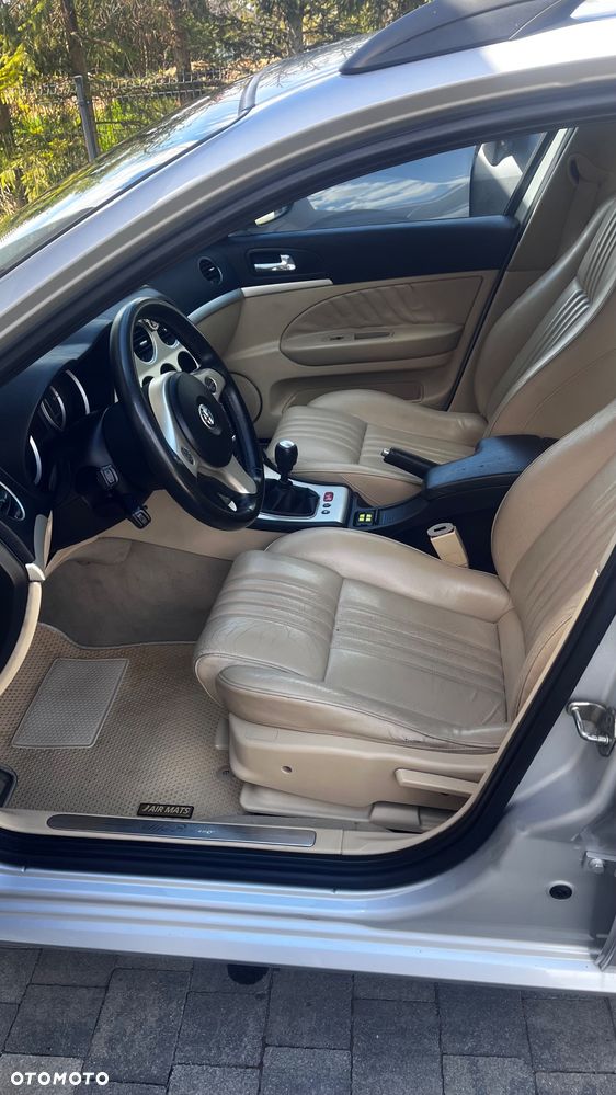 Alfa Romeo 159 Sportwagon - 2