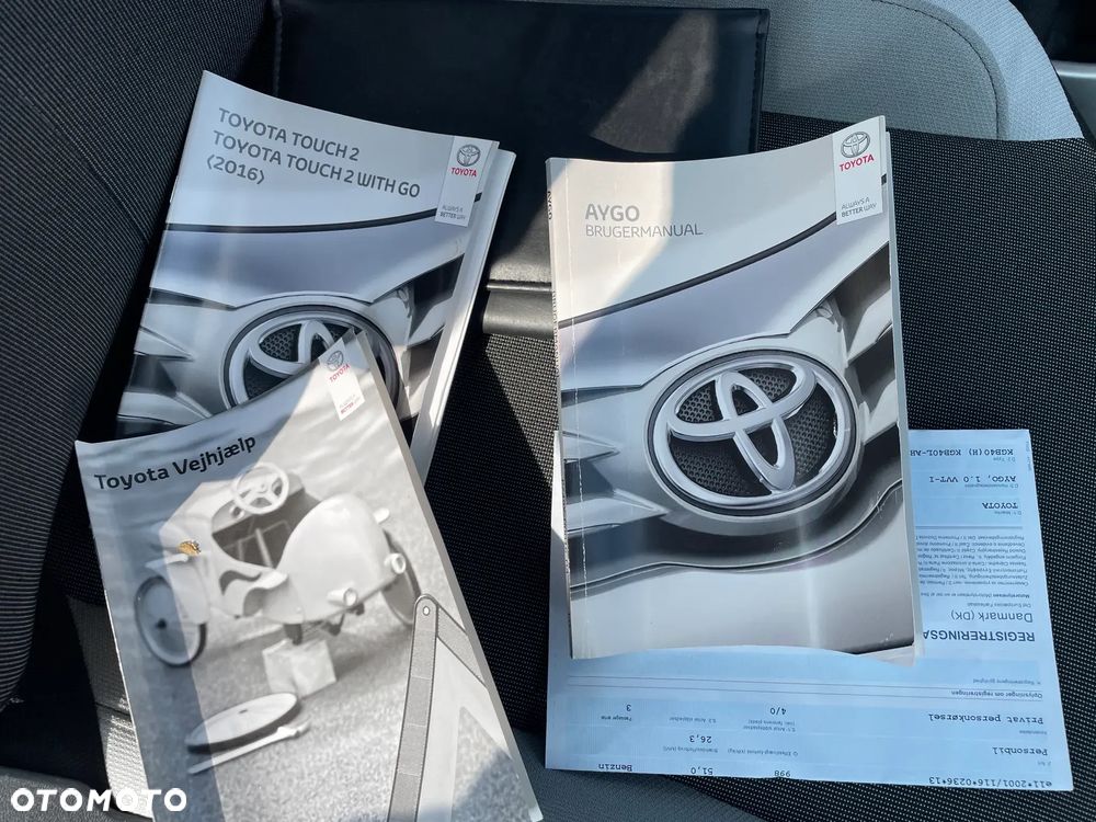 Toyota Aygo x-play - 21
