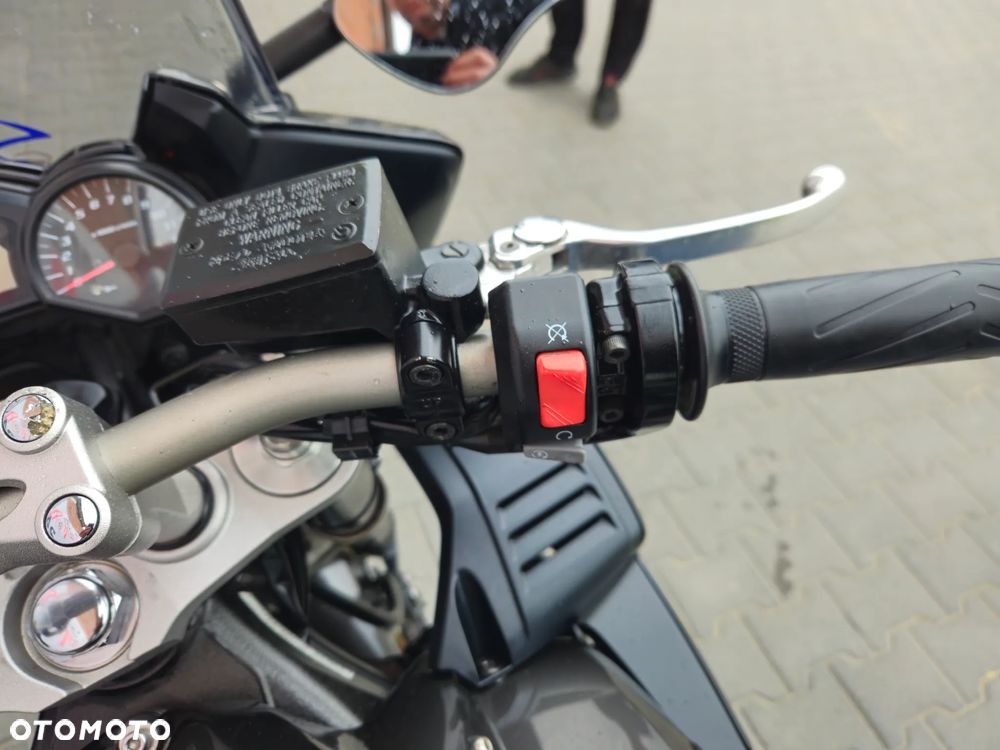 Yamaha FZ - 20