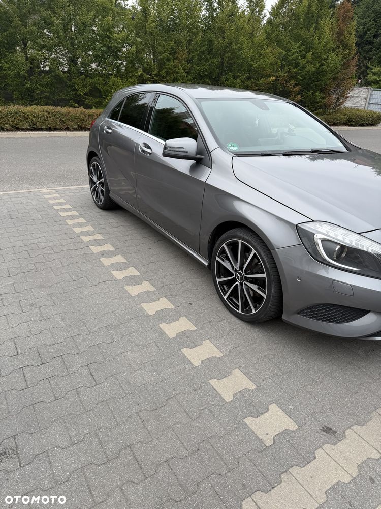 Mercedes-Benz Klasa A 180 BlueEfficiency Edition - 2