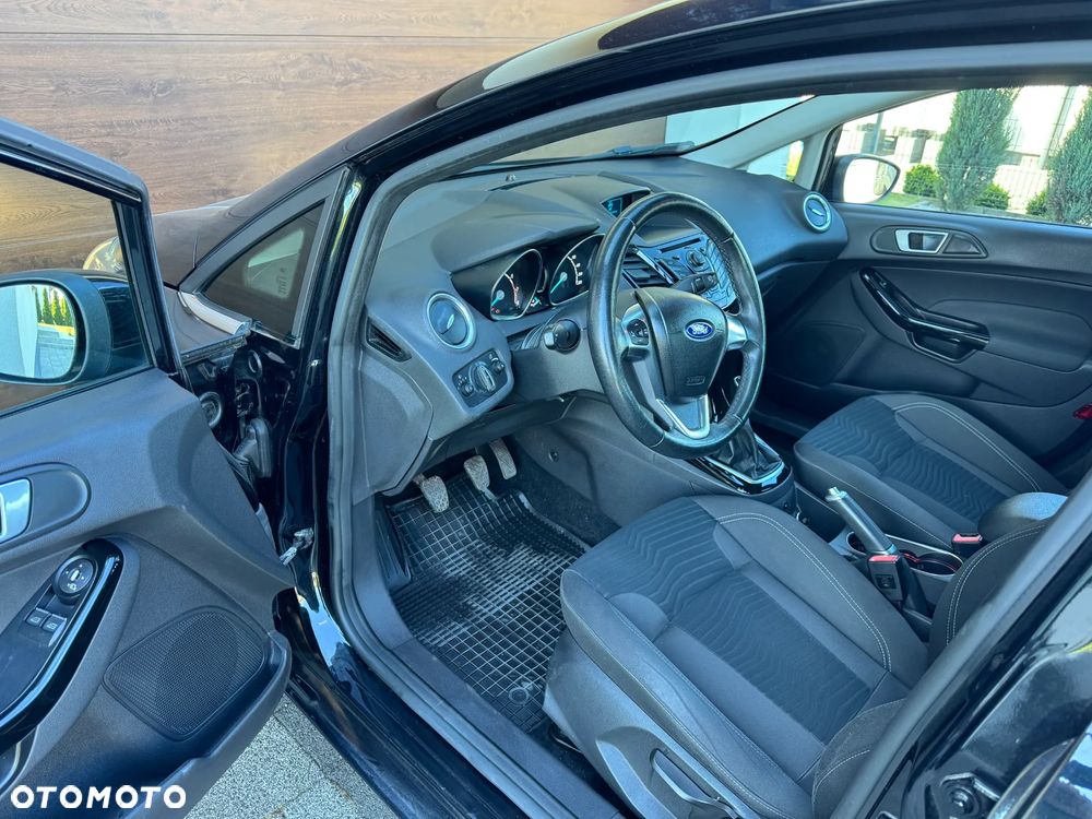 Ford Fiesta 1.0 EcoBoost Titanium - 5