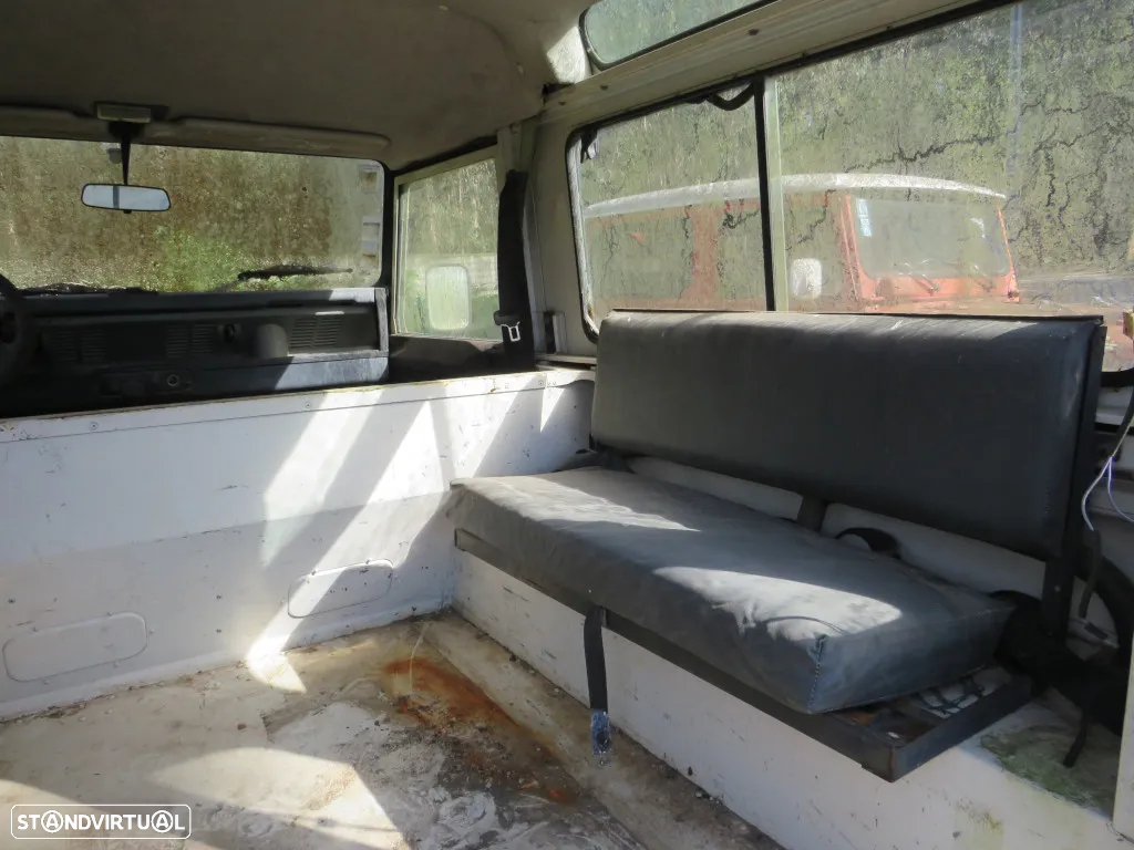 Land Rover Defender 90 2.5 TDI (113 CV) 1996  - Peças Usadas (8920) - 6