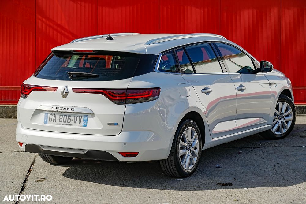 Renault Megane E-TECH Plug-in 160 BUSINESS EDITION - 4
