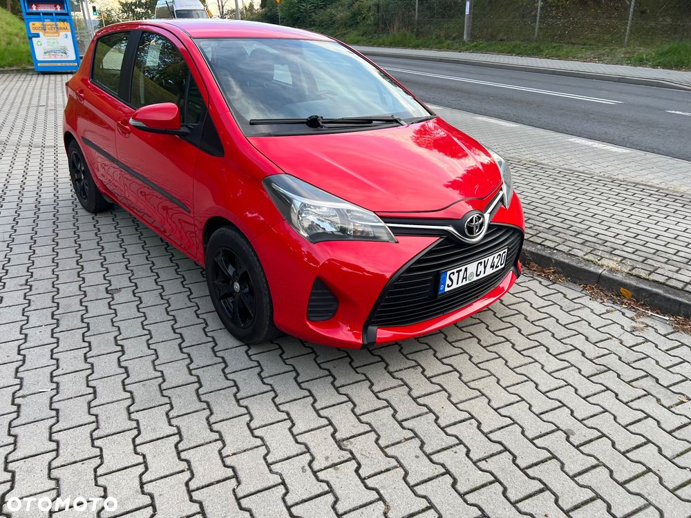 Toyota Yaris - 24
