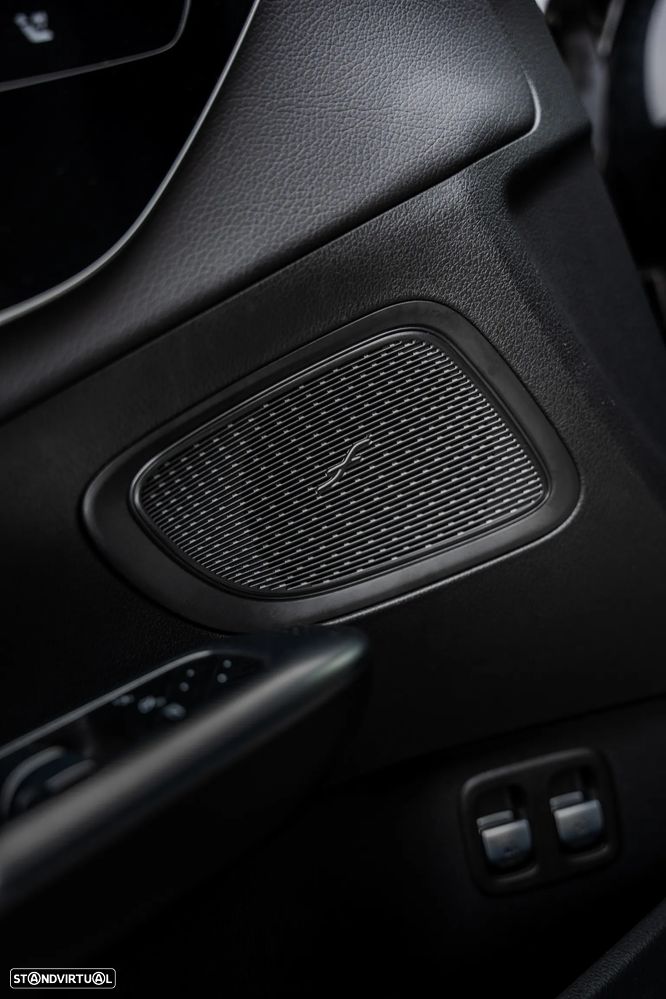 Mercedes-Benz C 300 e 9G-TRONIC AMG Line - 31