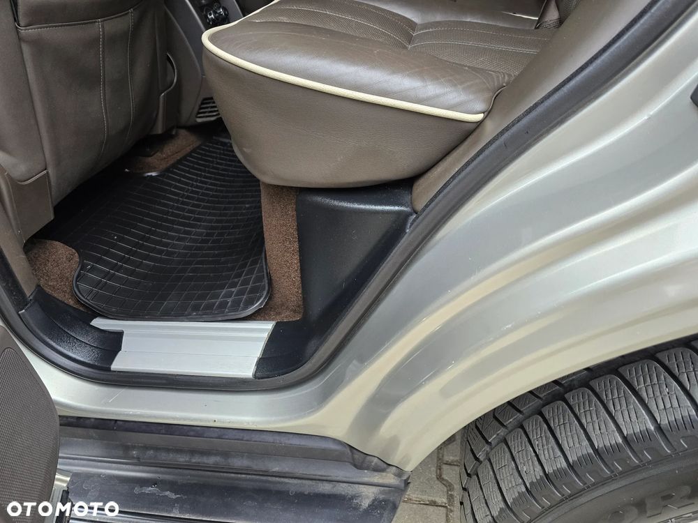 Land Rover Range Rover - 25