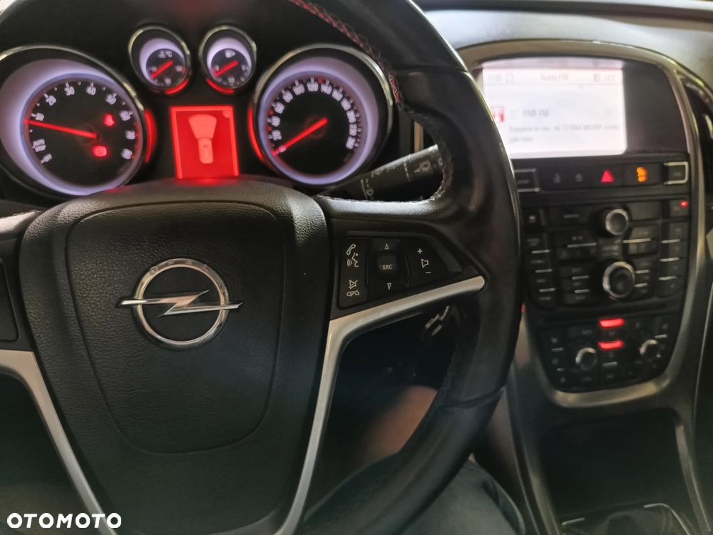 Opel Astra 1.4 T Cosmo S&S - 21
