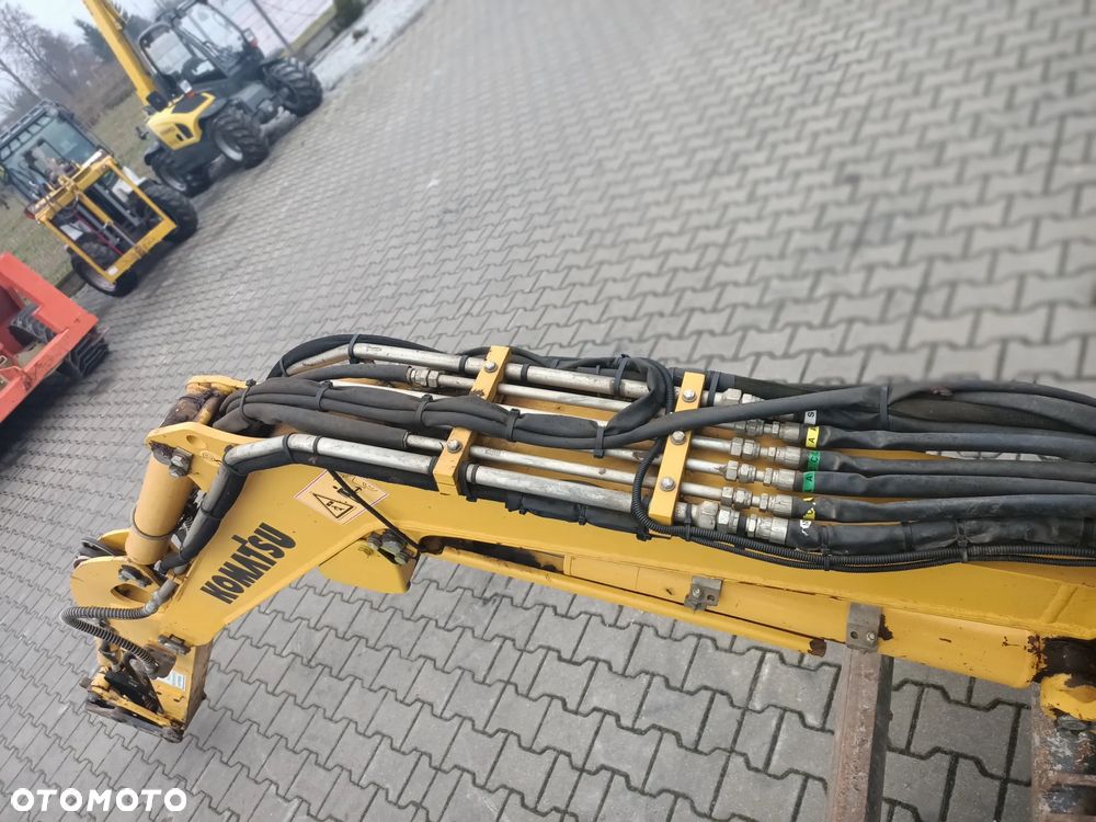 Komatsu PC26MR-3 - 25