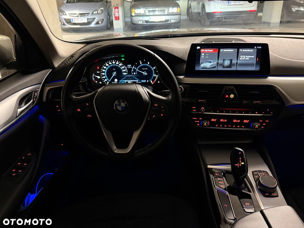 BMW Seria 5 520d Touring - 19