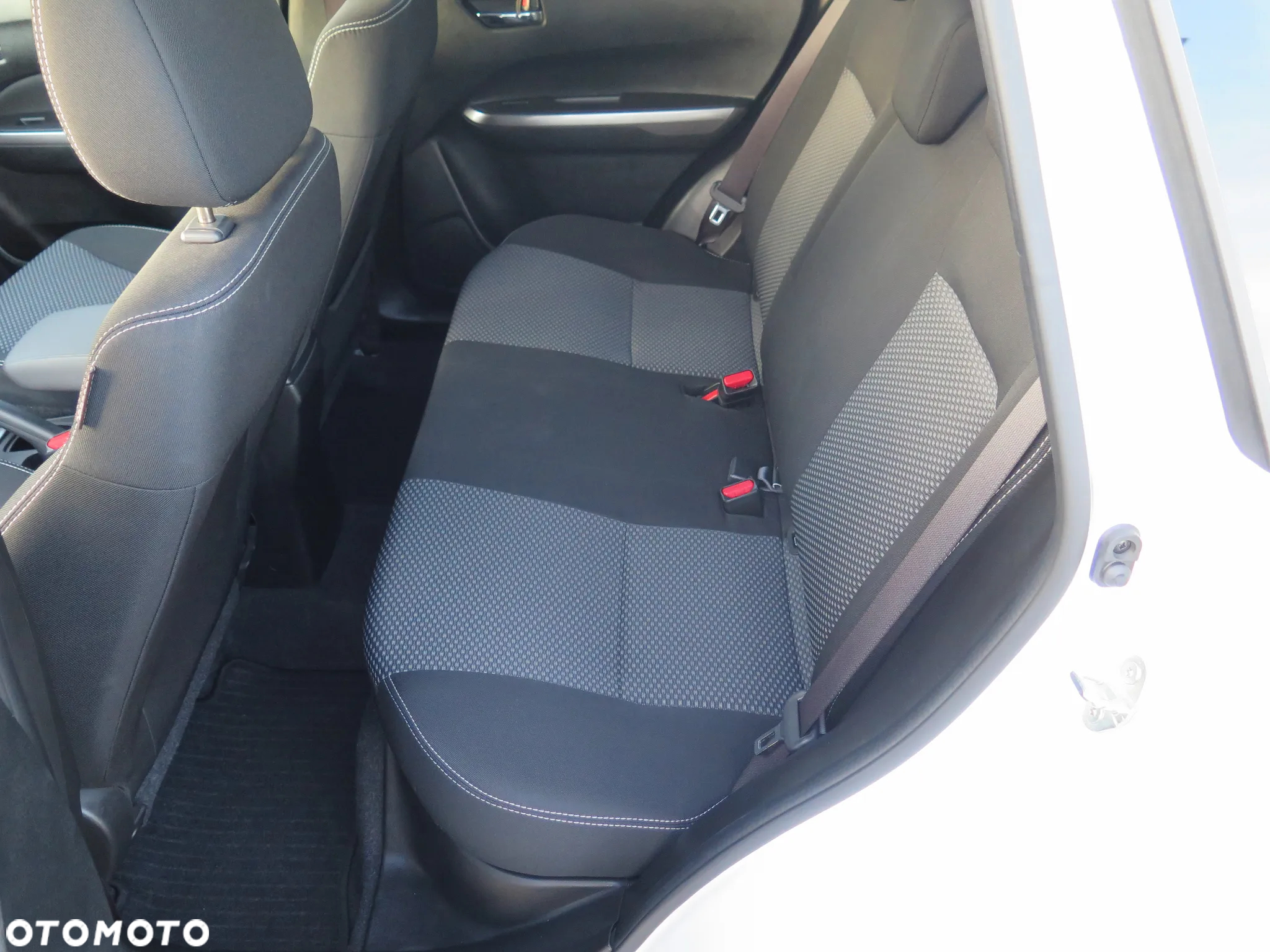 Suzuki Vitara 1.4 Boosterjet Premium 2WD - 26