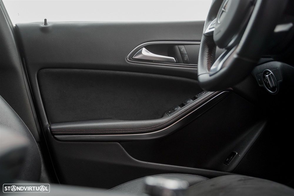 Mercedes-Benz CLA 180 d AMG Line Aut. - 34