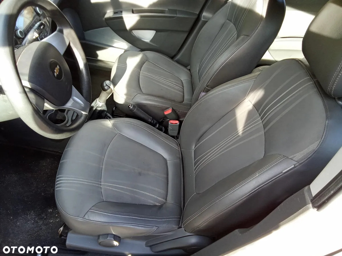 Chevrolet Spark 1.0 Base+ - 11