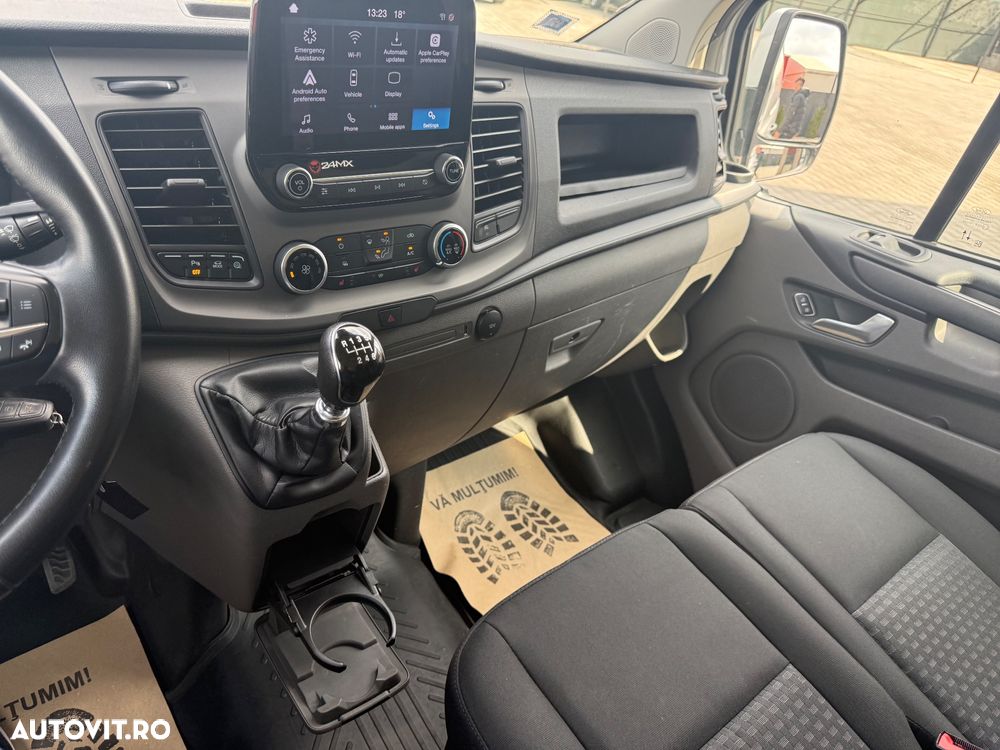 Ford TRANSIT CUSTOM - 3