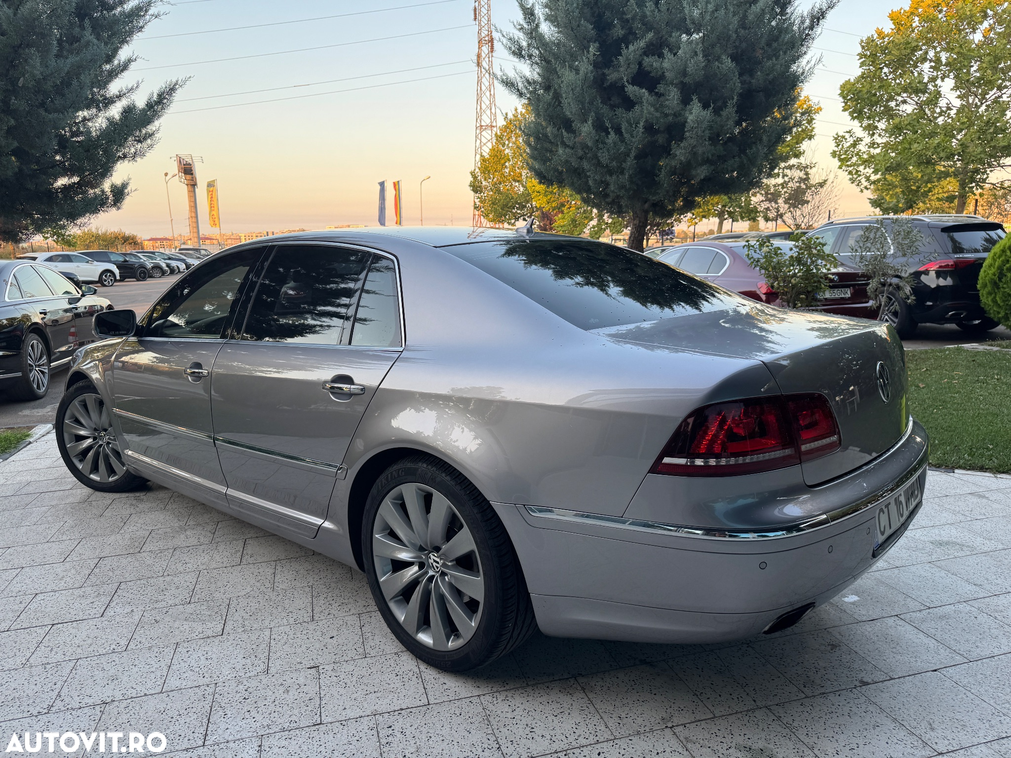 Volkswagen Phaeton 3.0 V6 TDI DPF 4MOTION Automatik (4 Sitzer) - 19