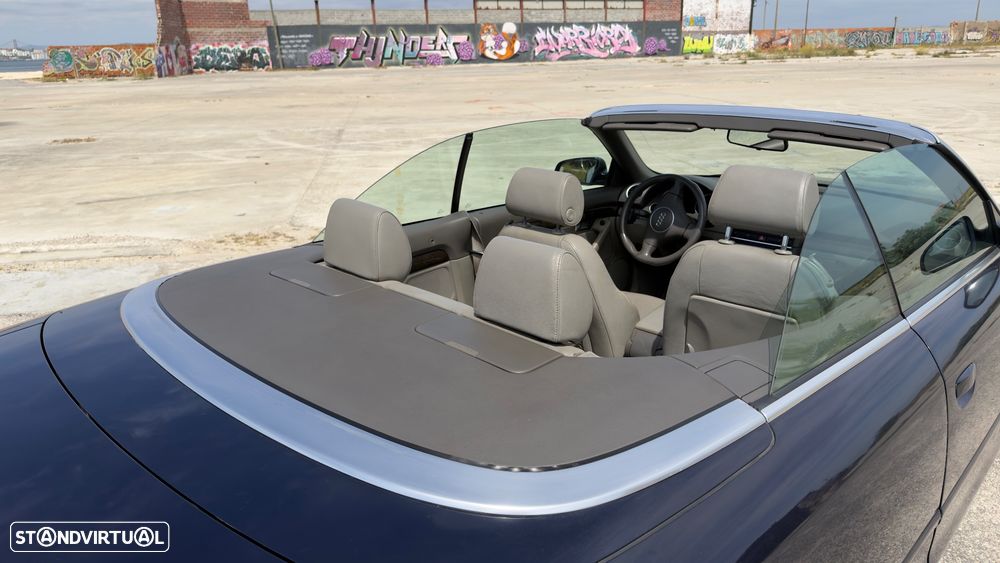 Audi A4 Cabrio 2.5 TDI - 8