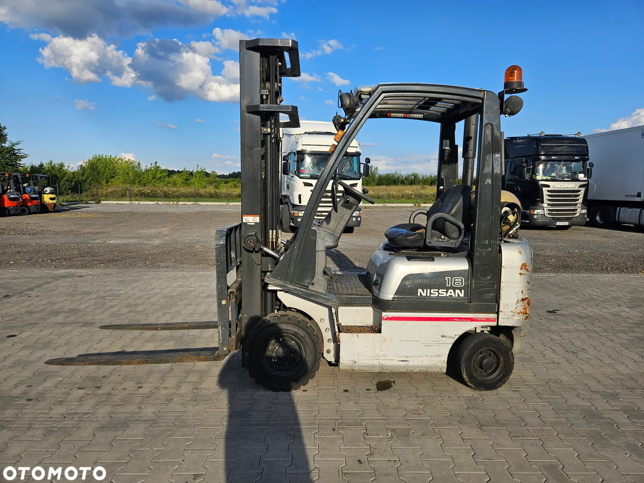 Nissan PDO1E705094 - 2