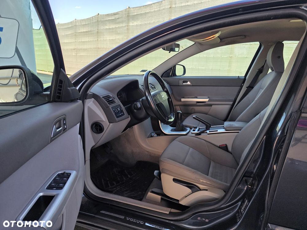 Volvo S40 2.0D - 8