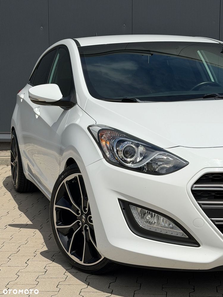 Hyundai i30 1.6 CRDi Premium - 39