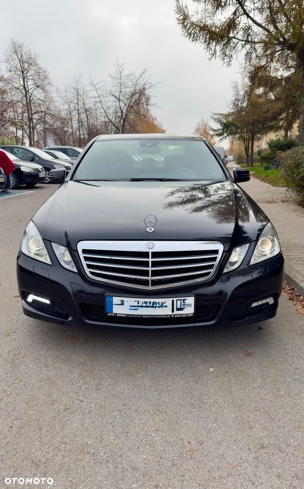 Mercedes-Benz Klasa E 350 CDI BlueEff Avantgarde - 1