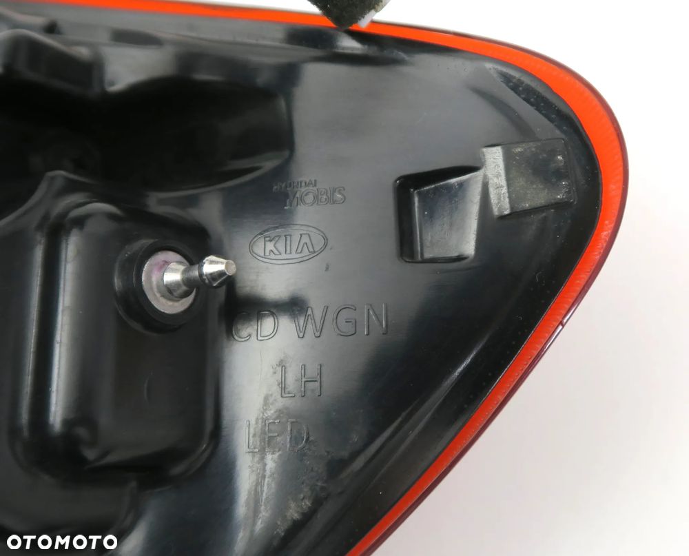 KIA CEED 3 III kombi 2021 - Lampa tył LED róg L ORYGINAŁ OE - 8