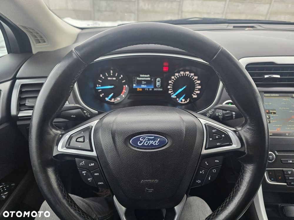 Ford Mondeo 2.0 EcoBlue Titanium - 23