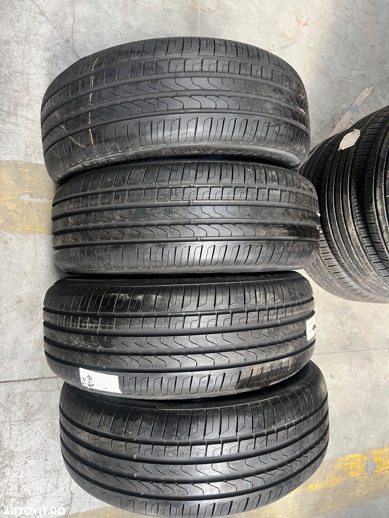 Vând 4 anvelope 235/55/19 Pirelli de vară ca noi - 1