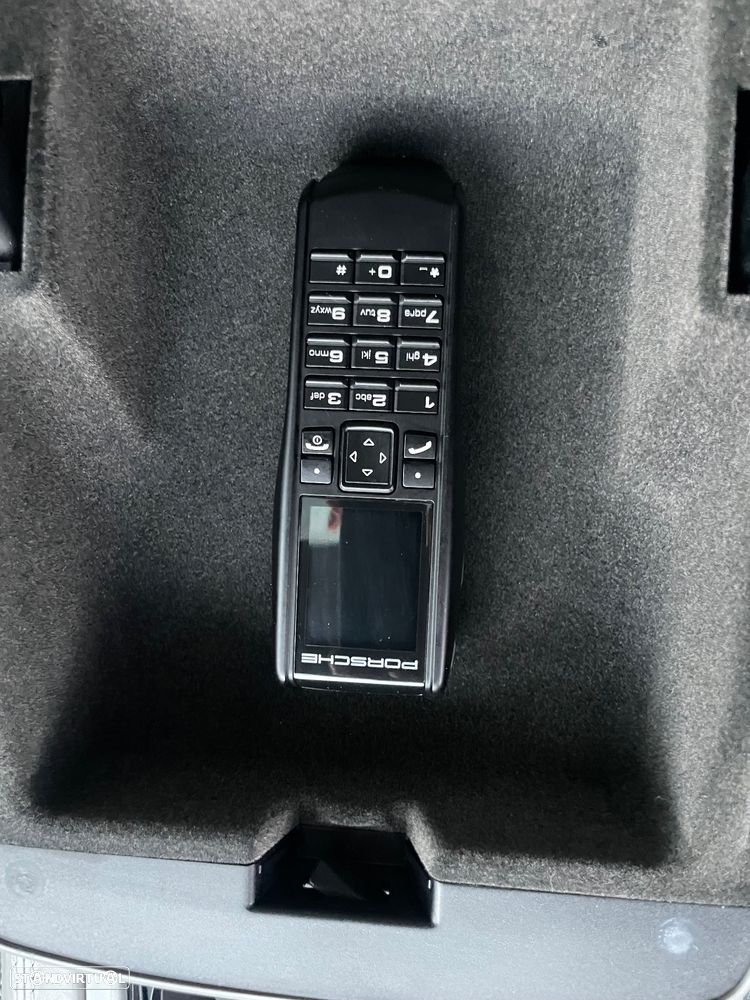 Porsche Cayenne Tiptronic S - 17