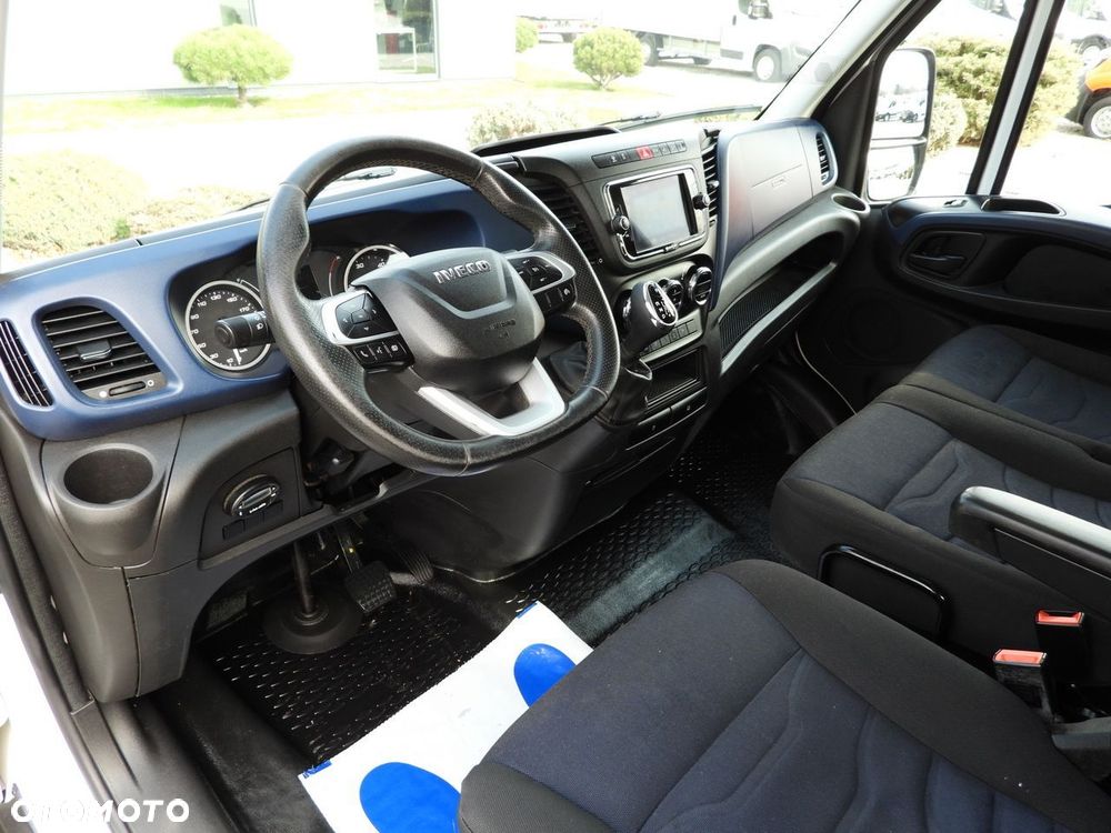 Iveco DAILY 35S16 SKRZYNIA PODWÓJNA KABINA DOKA 7 MIEJSC TEMPOMAT LEDY AUTOMAT HI-MATIC KLIMATYZACJA  160KM - 3
