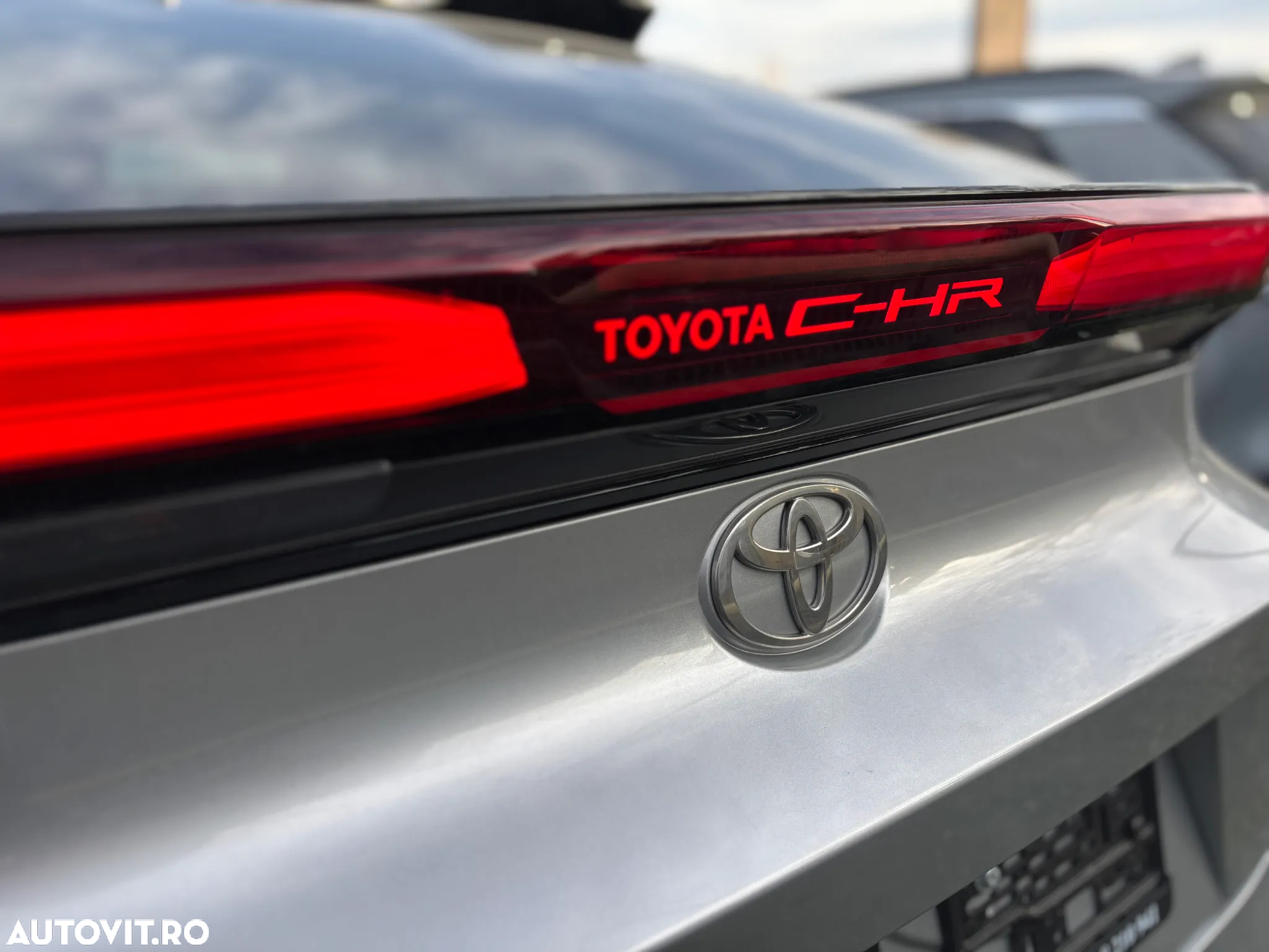 Toyota C-HR - 8