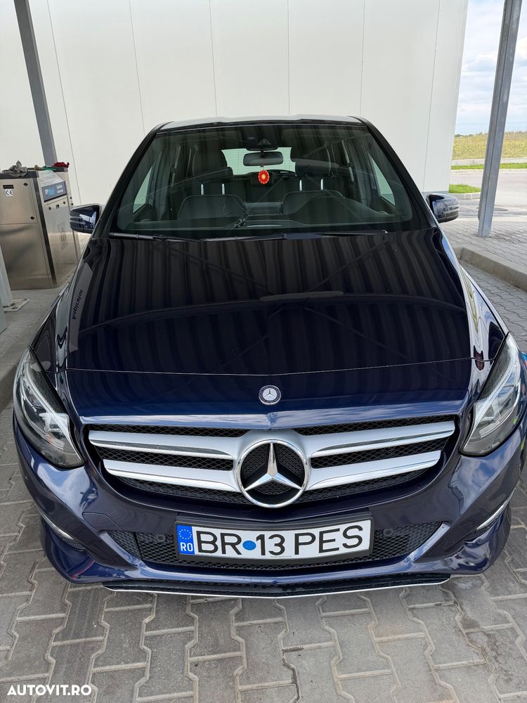 Mercedes-Benz B 220 d 4Matic Aut. - 9