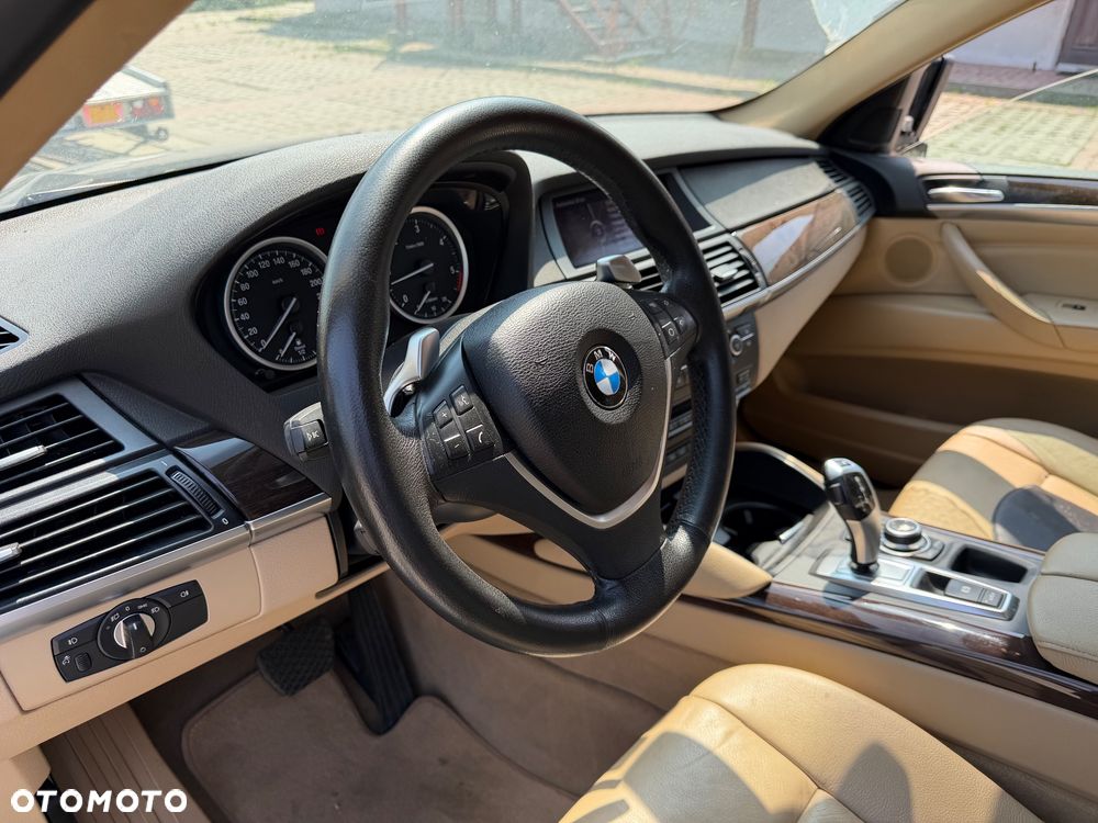 BMW X6 xDrive35d - 25